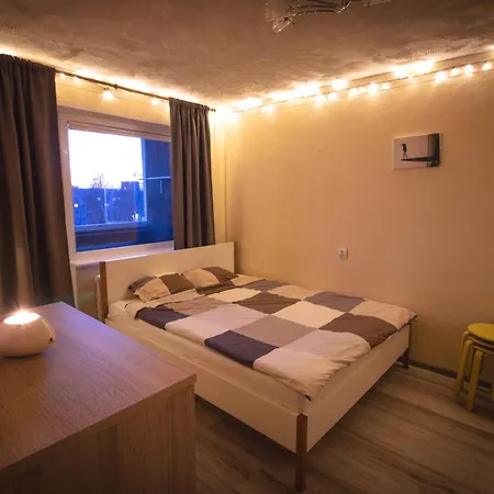 Anne - 1 Bedroom + Balcony شقة تارتو