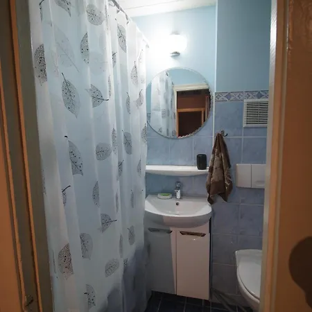 Anne - 1 Bedroom + Balcony